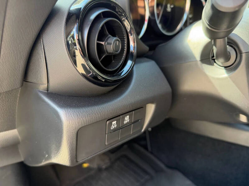 2023 Mazda MX-5 Miata Sport