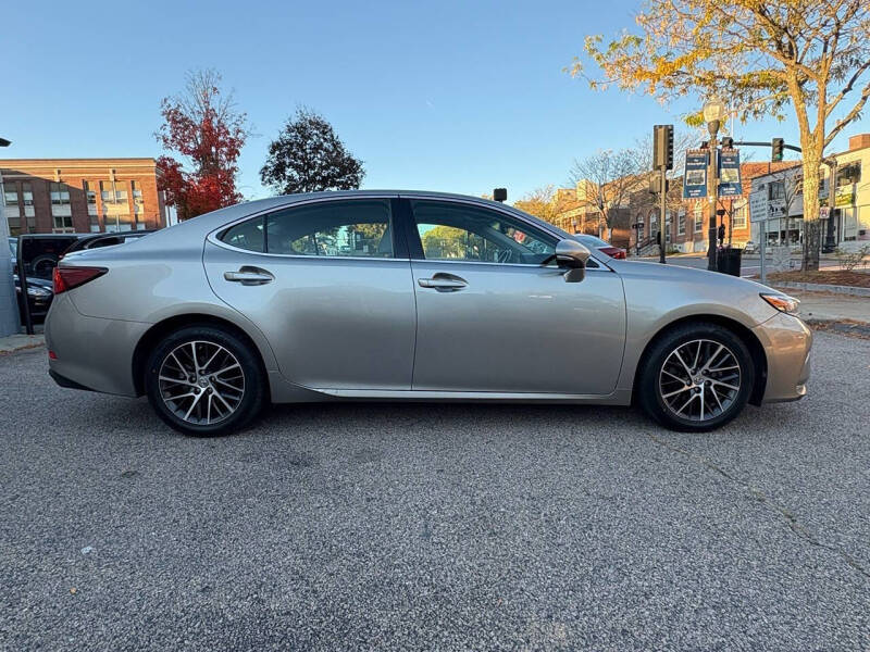 2017 Lexus ES 350