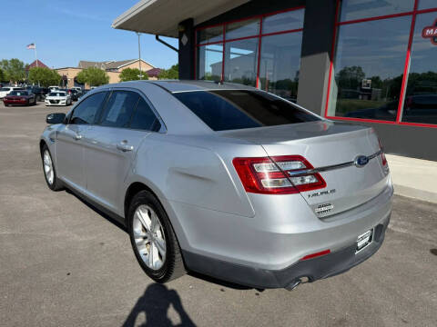 2013 Ford Taurus SEL