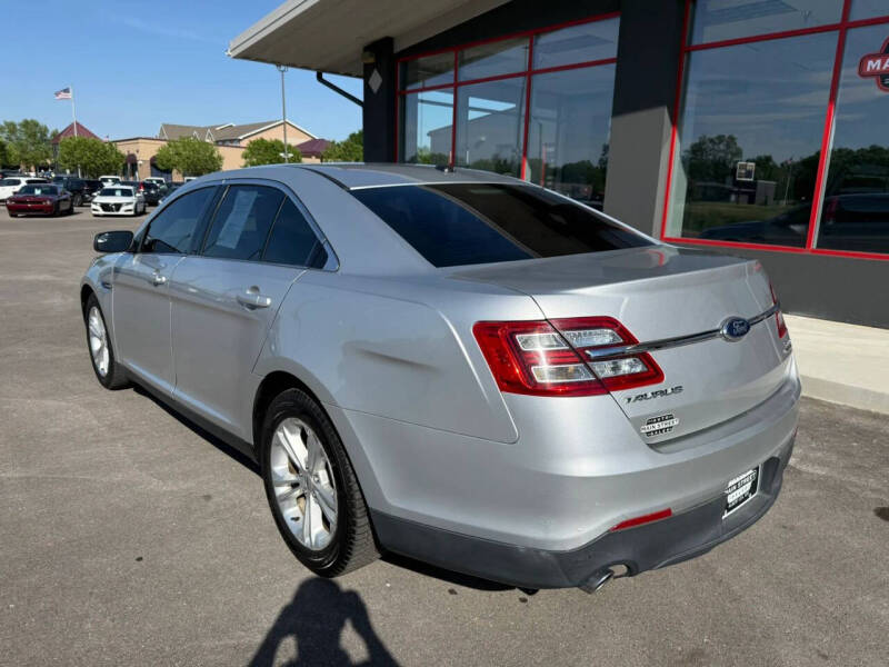 2013 Ford Taurus SEL