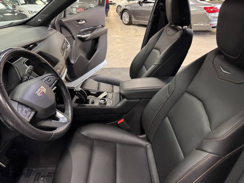 2019 Cadillac XT4 Sport