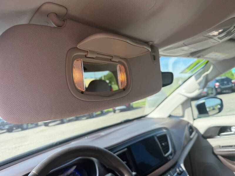 2017 Chrysler Pacifica Touring