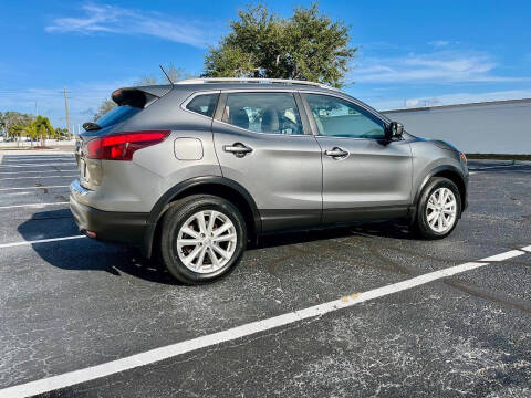 2018 Nissan Rogue Sport SV