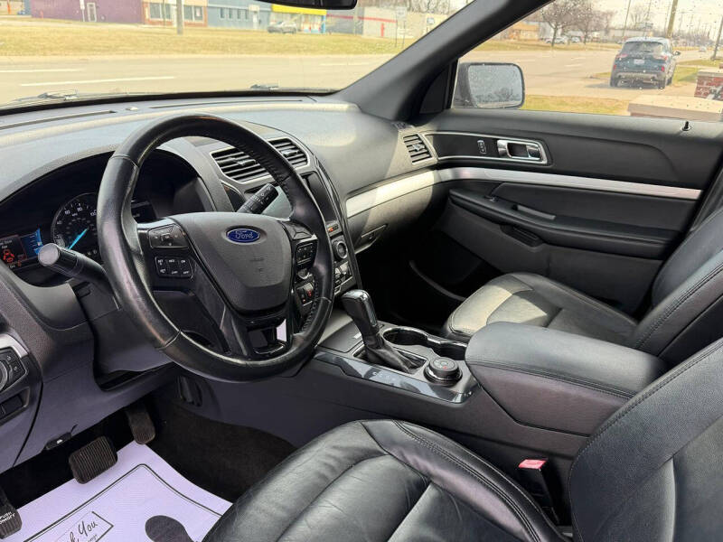 2017 Ford Explorer XLT