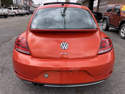 2018 Volkswagen Beetle 2.0T Coast