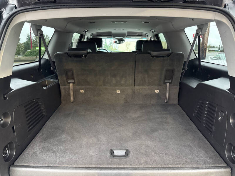 2016 Chevrolet Suburban LT