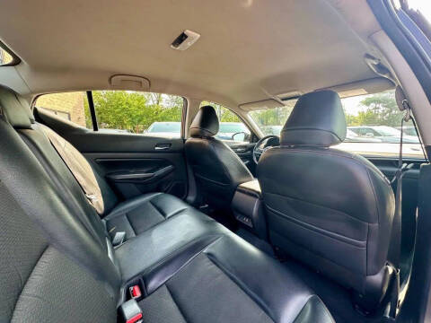 2021 Nissan Altima 2.5 SR