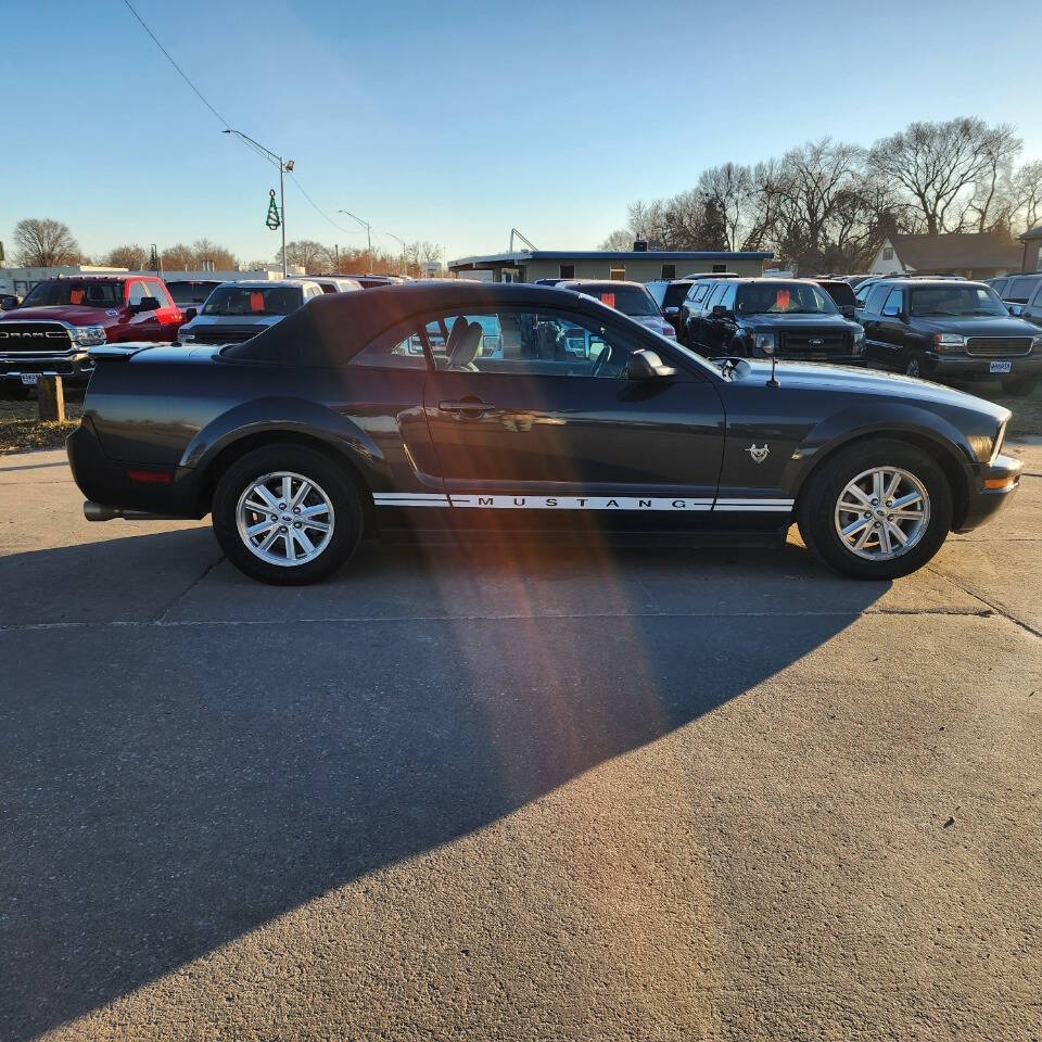 2009 Ford Mustang for sale at Dakota Auto Inc in Dakota City, NE