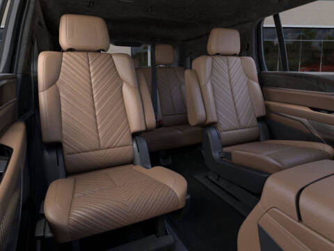 2025 Cadillac Escalade IQ Sport 2