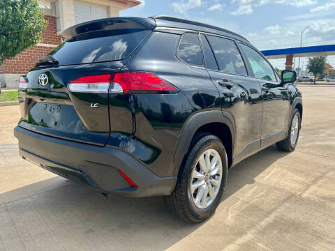 2023 Toyota Corolla Cross LE