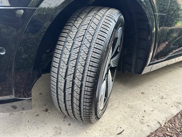 2022 Audi e-tron quattro Premium Plus