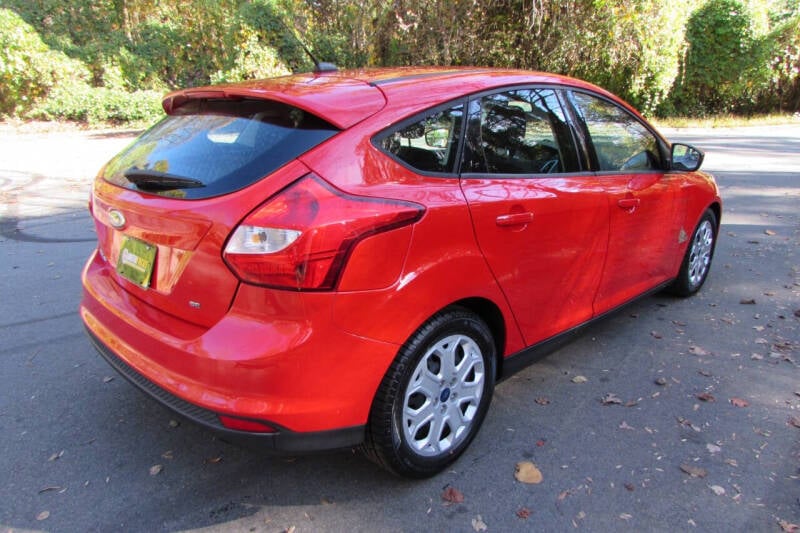 2012 Ford Focus SE photo 6