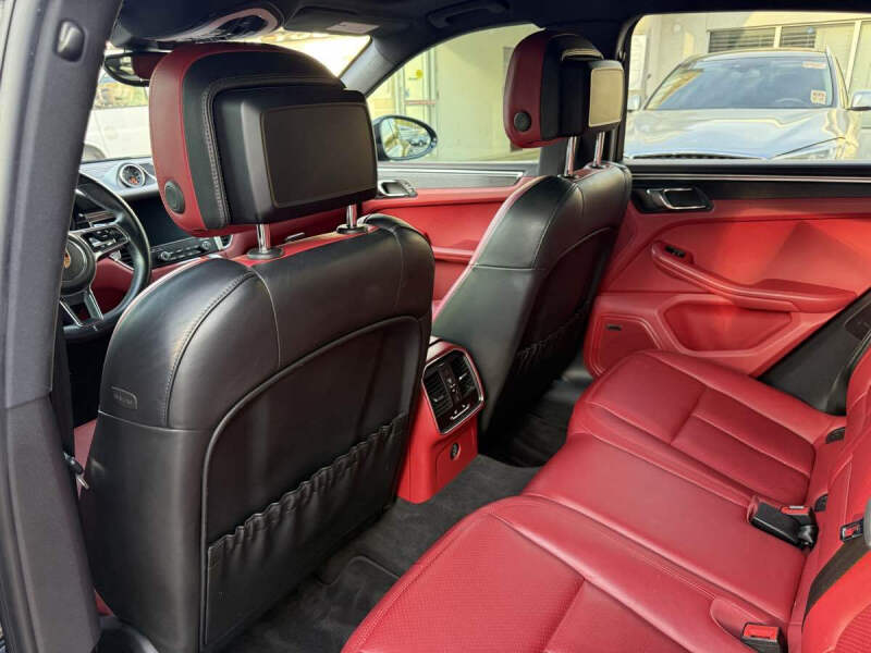 2018 Porsche Macan GTS