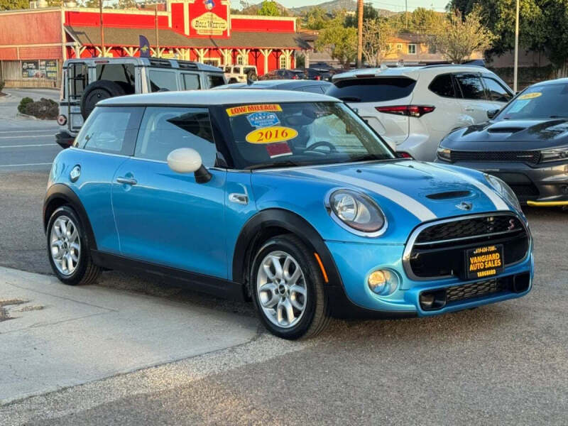2016 MINI Hardtop 2 Door Cooper S