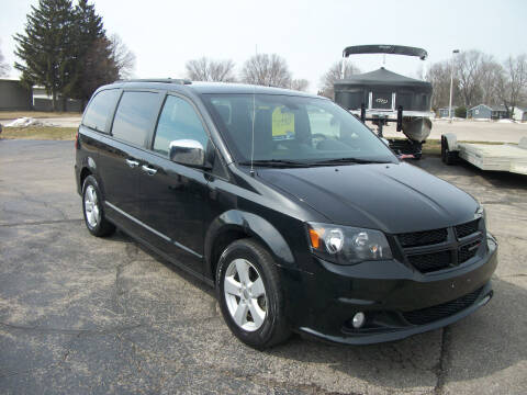 2019 Dodge Grand Caravan for sale at USED CAR FACTORY in Janesville WI