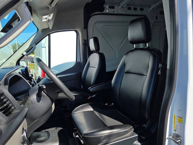 2023 Ford Transit 250
