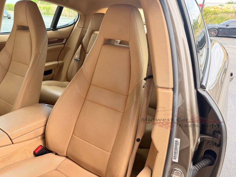 2011 Porsche Panamera