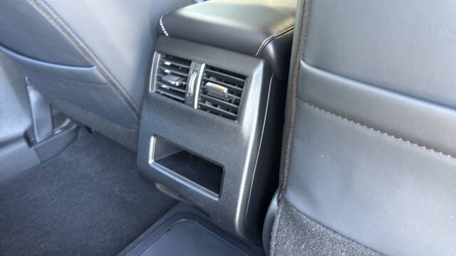 2026 Mitsubishi Outlander PHEV SE