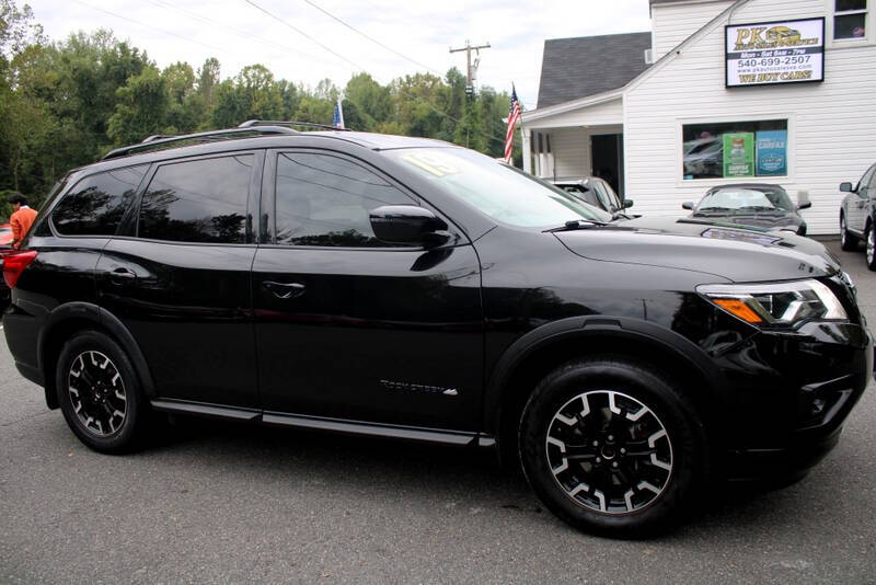 2019 Nissan Pathfinder SV