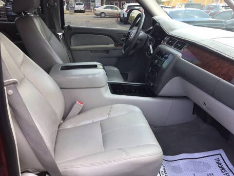 2010 GMC Yukon XL SLT