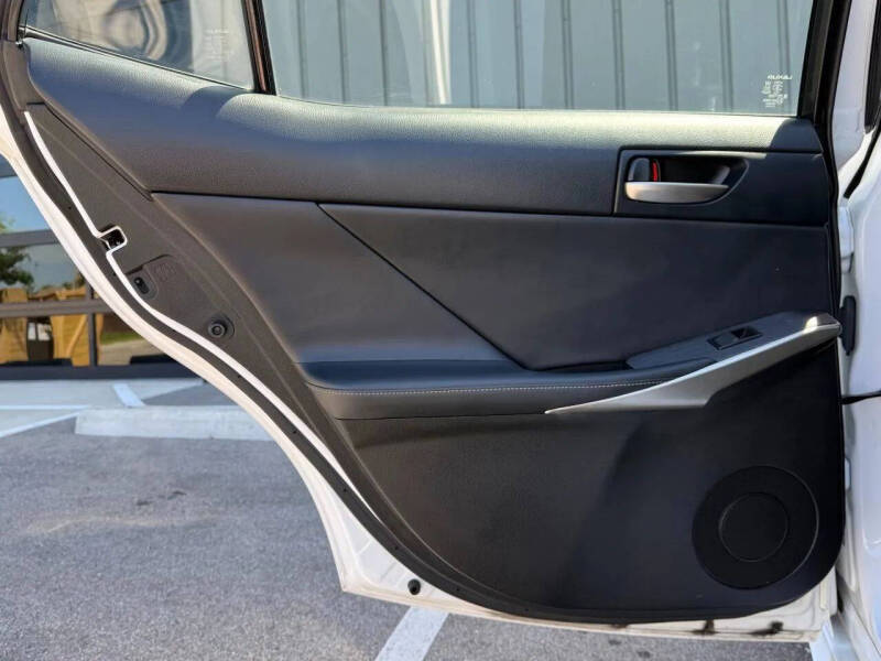 2019 Lexus IS 300