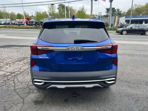 2022 Kia Seltos Nightfall