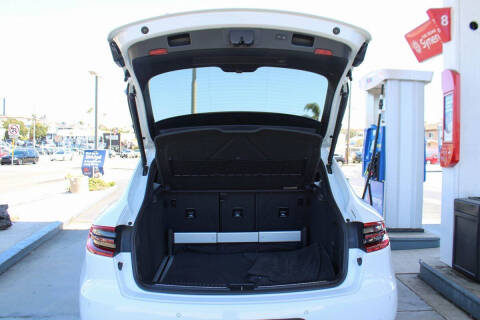 2017 Porsche Macan S