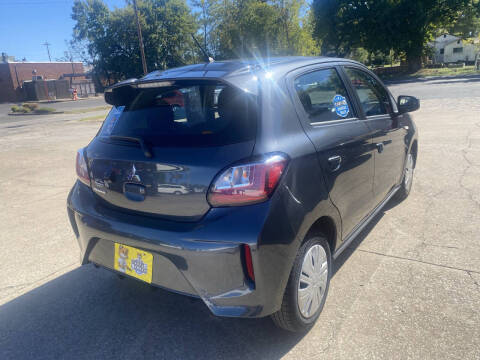 2024 Mitsubishi Mirage ES