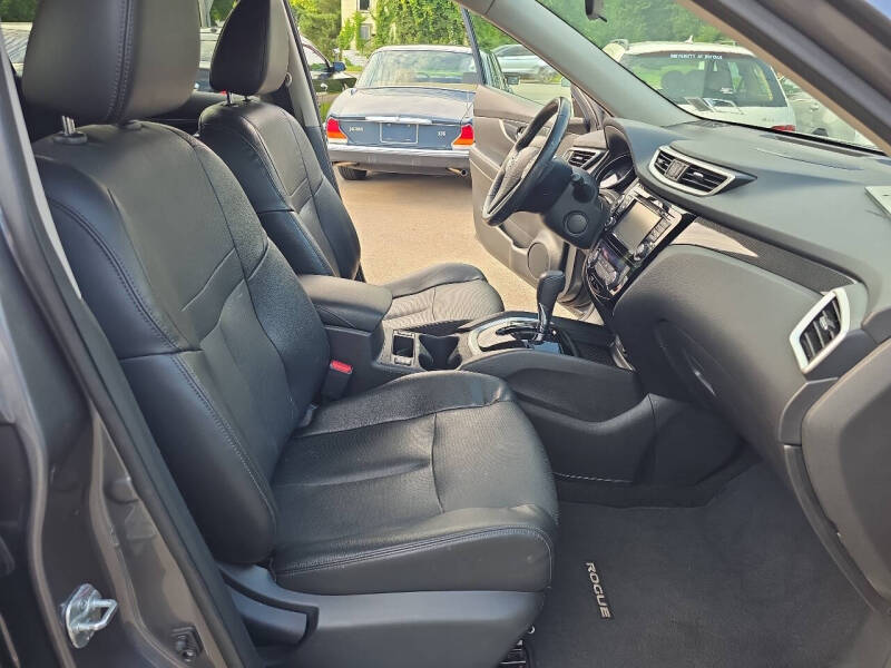 2015 Nissan Rogue SL