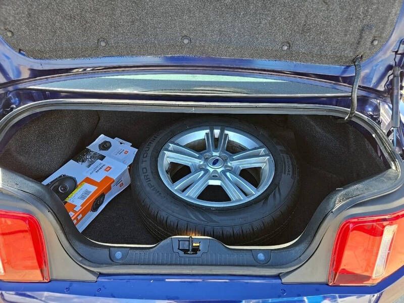 2012 Ford Mustang V6 Premium