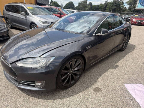 2015 Tesla Model S