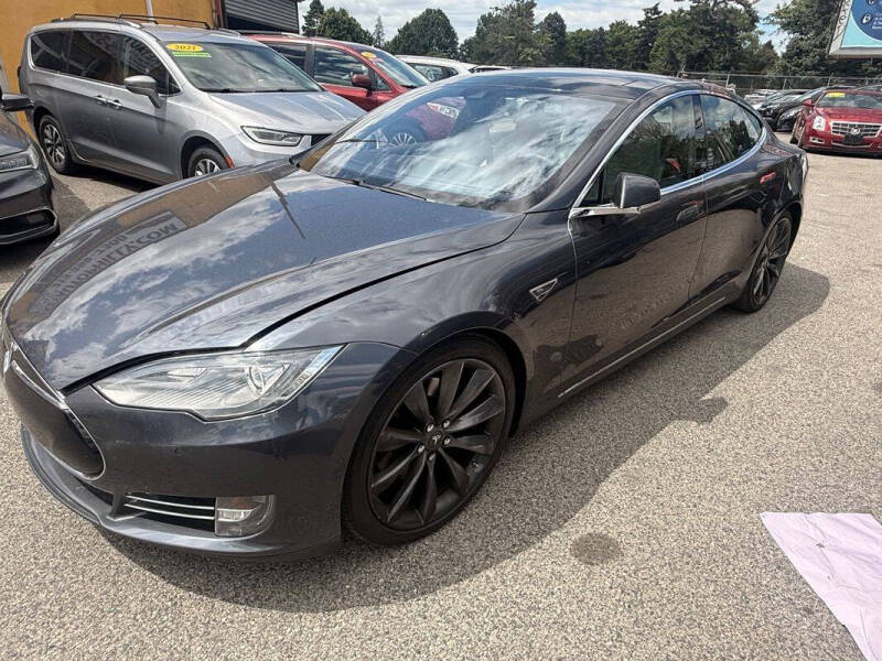 2015 Tesla Model S