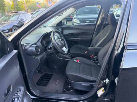 2022 Nissan Kicks S