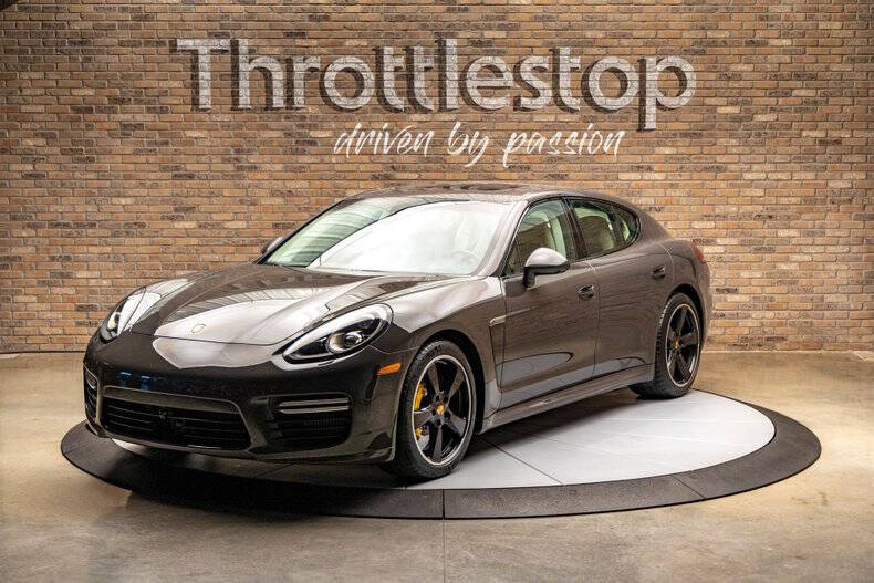 2016 Porsche Panamera