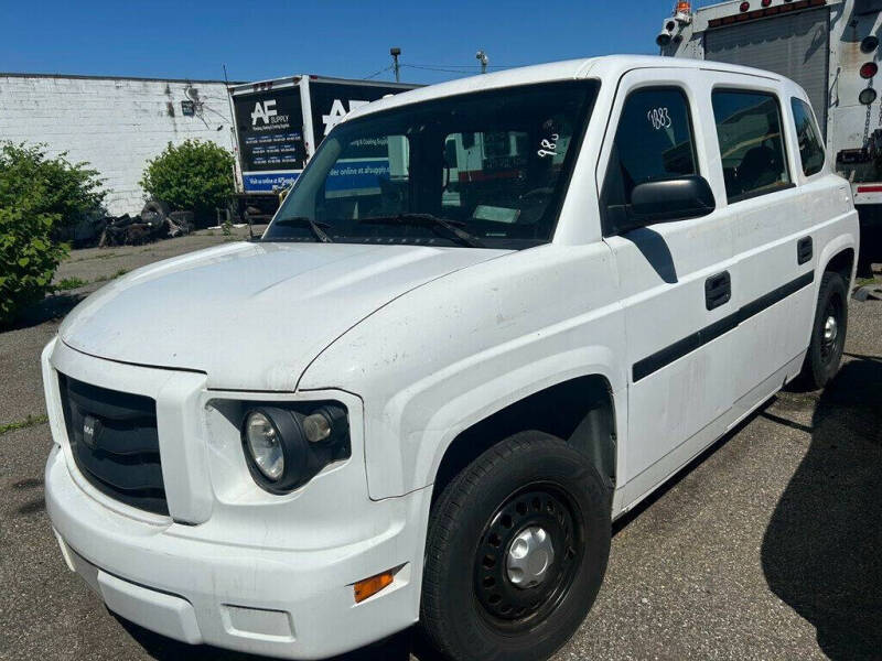 2014 AM General MV-1