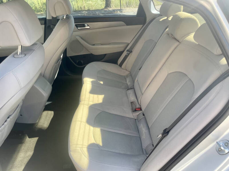 2016 Hyundai Sonata SE