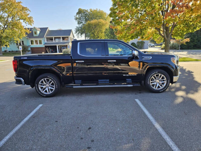 2021 GMC Sierra 1500 SLT photo 4