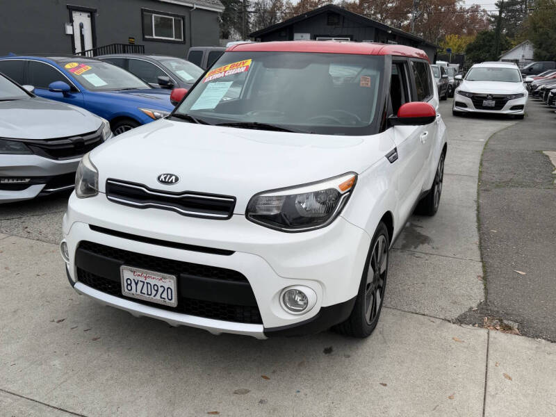 2018 Kia Soul +