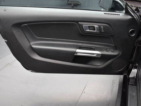 2022 Ford Mustang EcoBoost