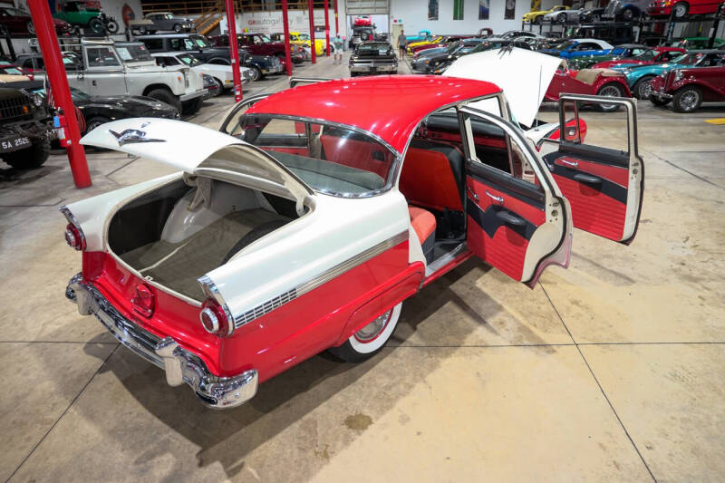 1956 Ford Fairlane