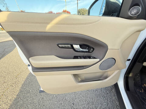 2019 Land Rover Range Rover Evoque SE Premium