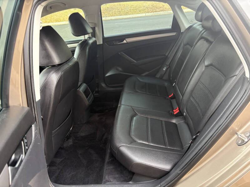 2015 Volkswagen Passat 1.8T Limited Edition