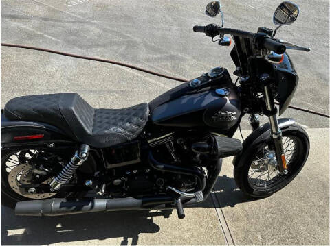 2017 Harley-Davidson FXDB103 / Dyna Street Bob