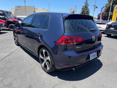 2016 Volkswagen Golf GTI S