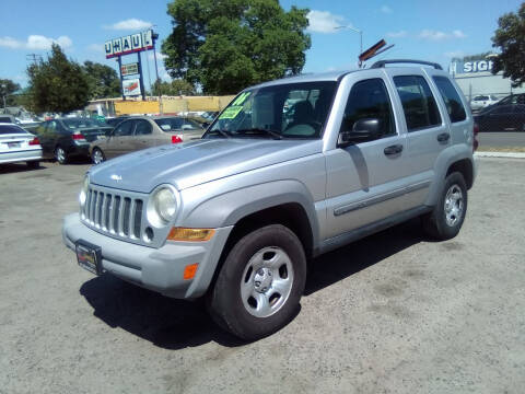 2006 Jeep Liberty for sale at Larry's Auto Sales Inc. in Fresno CA