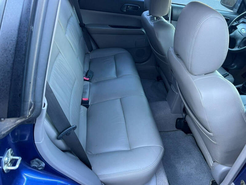 2004 Subaru Forester X