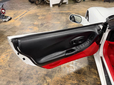 2004 Chevrolet Corvette