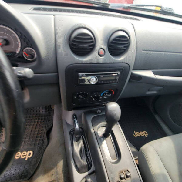 2005 Jeep Liberty Sport