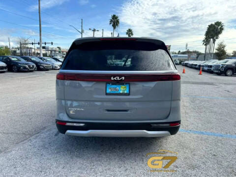 2023 Kia Carnival EX