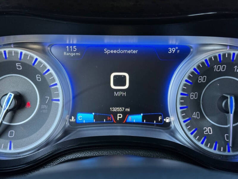 2017 Chrysler 300 C Platinum